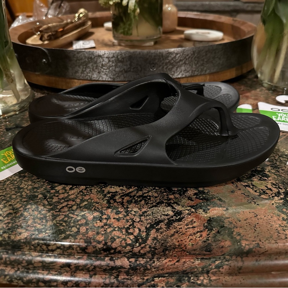 OOFOS men’s OORIGINAL SANDAL - Picture 8 of 16